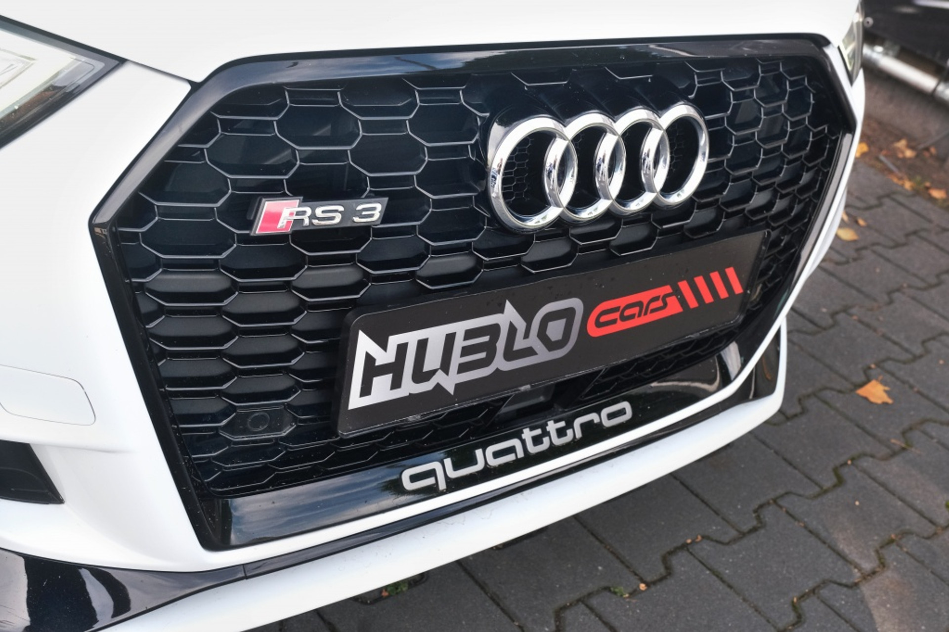 47527344-6.jpg
