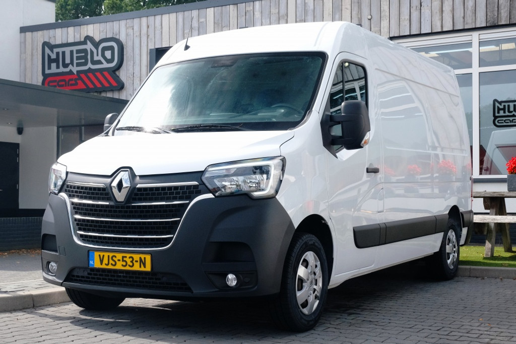 56532579